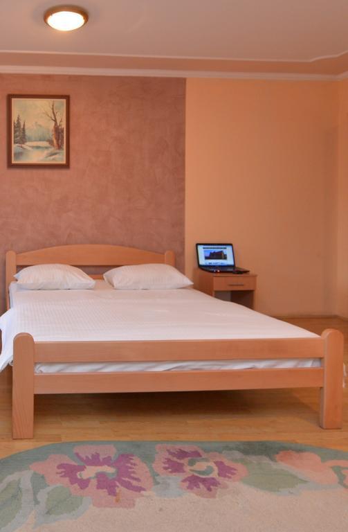 Guest House Vila Bor Novi Sad Ruang foto